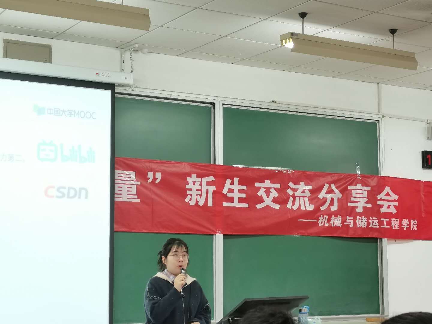 00252a44c7284a3b82ce6892d2d1907f.jpg 00252a44c7284a3b82ce6892d2d1907f.jpg