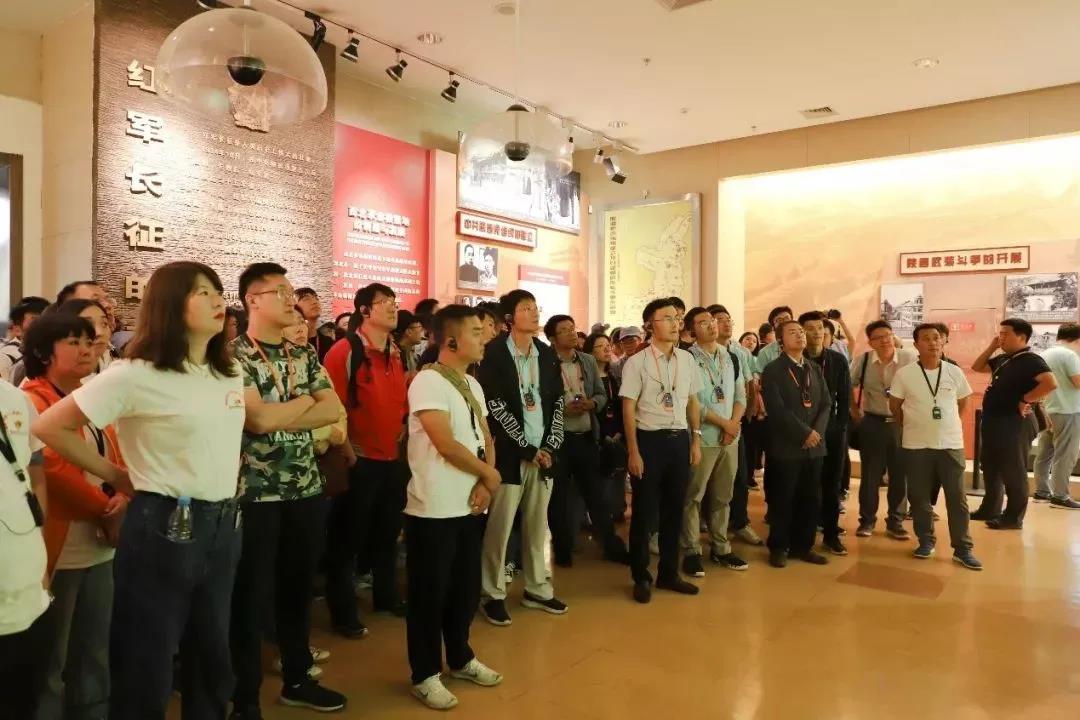 55552fff71e941d9b7bba1e399eff87f.jpg 55552fff71e941d9b7bba1e399eff87f.jpg