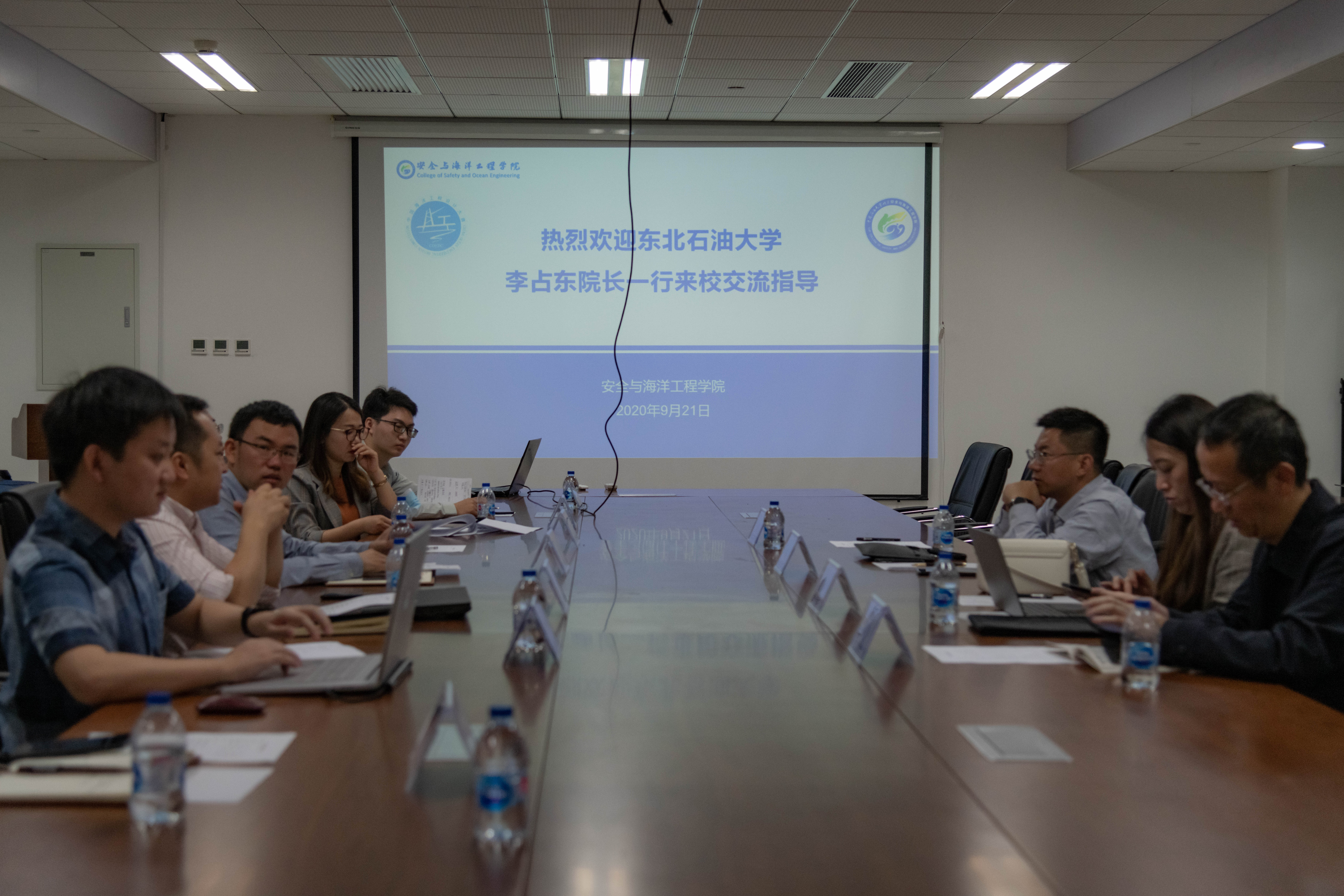 6ba6c04b8d28402aba5660c3d3ed718a.jpg 6ba6c04b8d28402aba5660c3d3ed718a.jpg