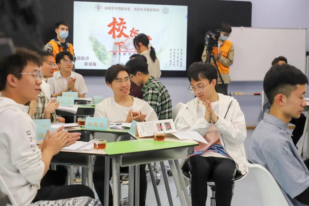 55fbd39df3ee42a194165915ef77770d.jpg 55fbd39df3ee42a194165915ef77770d.jpg